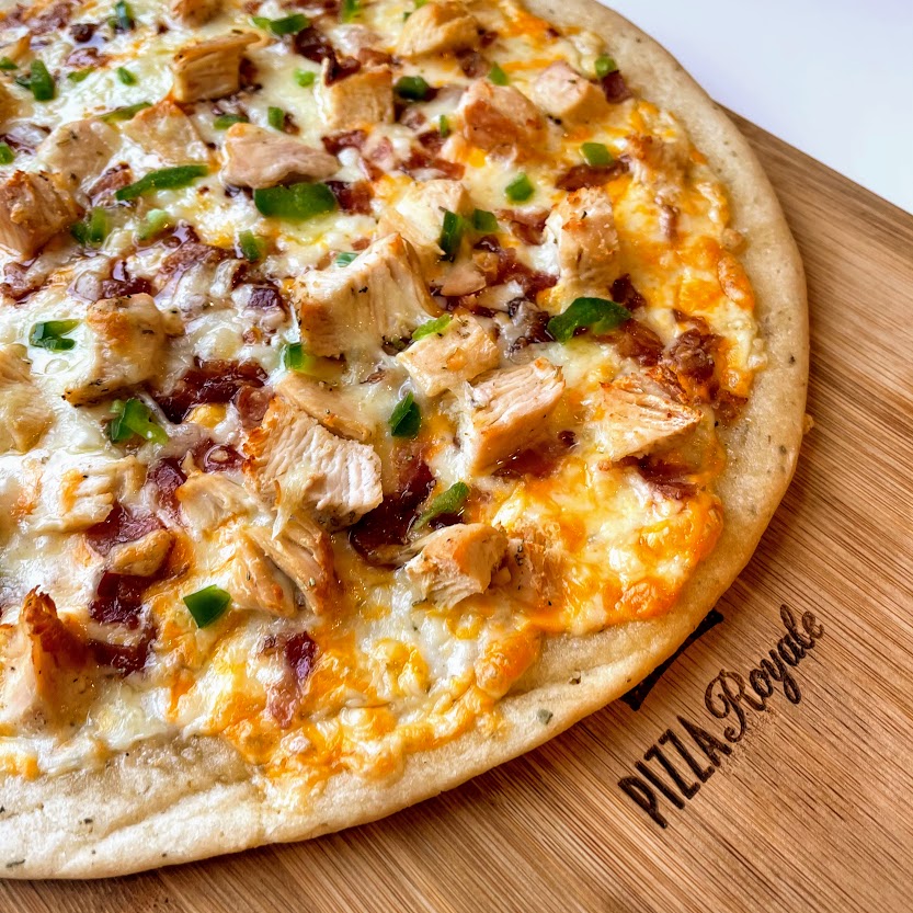 gluten-free chicken bacon ranch pizza