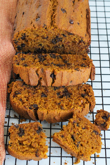 gluten-free pumpkin chocolate chip bread