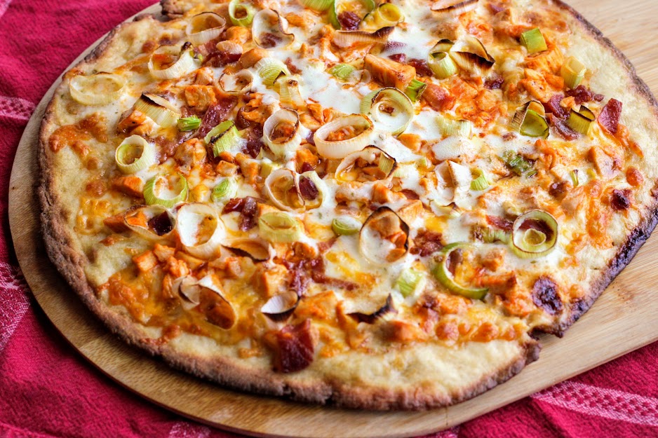 gluten-free leeky chicken pizza