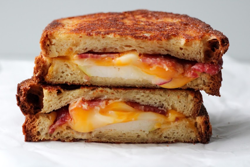 gluten-free apple cheddar grilled cheese