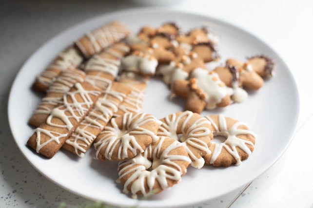gluten-free ginger and white chocolate biscuits