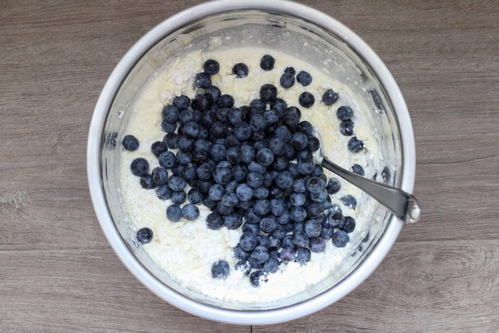 scones with blueberries
